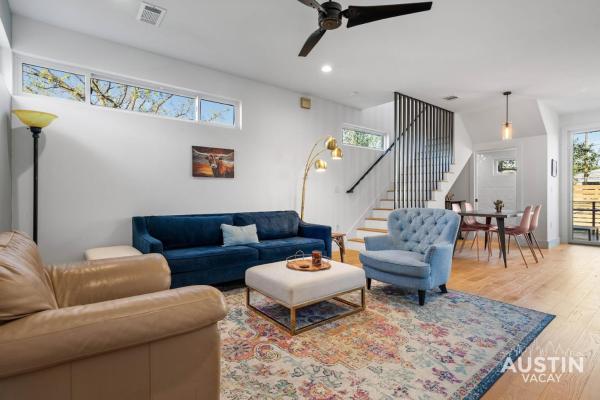 Hot Tub Nights At Bright South Atx 2 2.5 Retreat Near Soco By Austin Vacay - Austin, TX