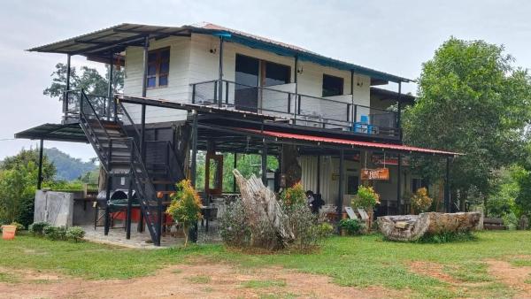 Na fotografii je vidět objekt OYO 91261 Thebukit, Langkawi nacházející se ve městě Kisap.