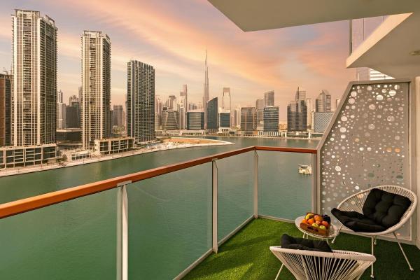 På billedet ses objektet Gogoto7 2BR Ultra Lux Canalfront Burj Khalifa View beliggende i byen Dubai.
