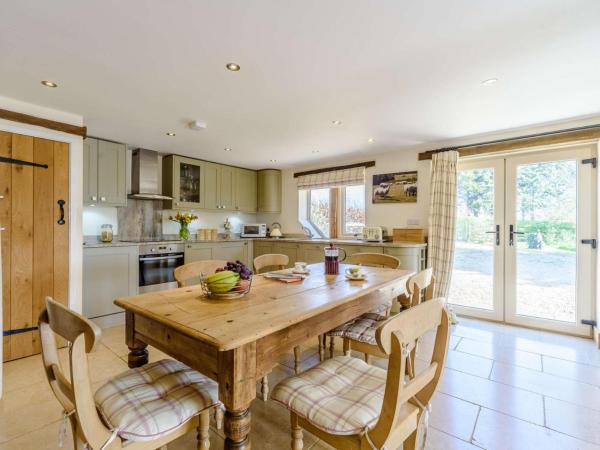 Fotografie 9: 2 bed in Thame CC068