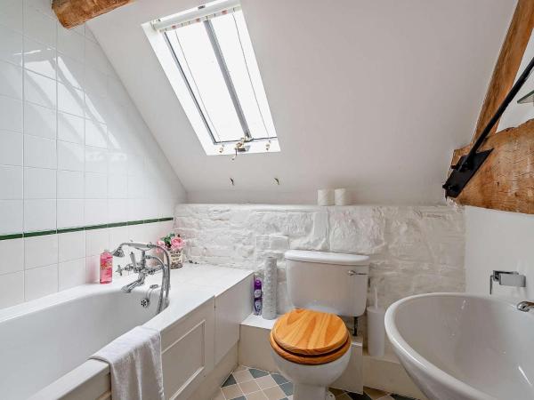 Foto 3: 3 Bed in Stratford -upon- Avon oc-54081
