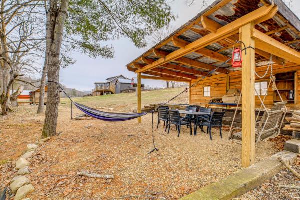 Holston River Hideaway Cozy Cabin In Damascus! - Abingdon, VA