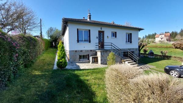 Gîte 6 Pers Jardin Clos Proche Plage Et Lac Cantal - Aurillac