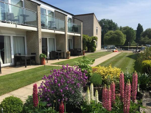 3 Bed In Christchurch Oc-r27894 - Mudeford