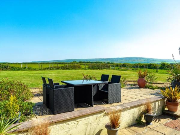 Na fotografii je vidět objekt 3 Bed in Brighstone oc-ic041 nacházející se ve městě Brighstone.