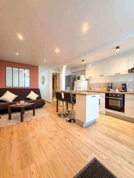 2-person Apartment Saint-étienne-du-bois - Bourg-en-Bresse