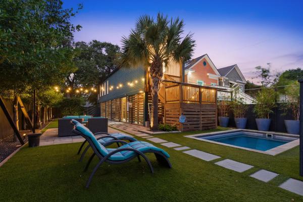 Treehouse Splash - Texas