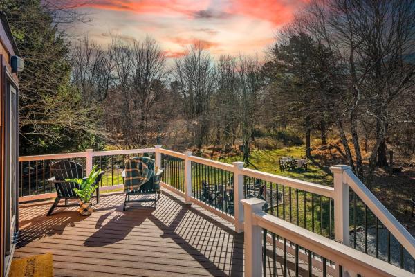 Hot Tubfirepitgame Roomsleeps 12near Lake - Pennsylvania