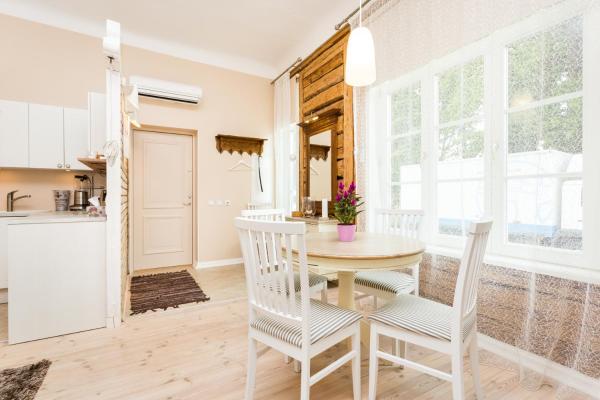 A la foto es mostra l'objecte Lossiplatsi Apartment situat a la ciutat de Haapsalu.