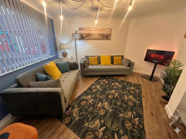 Comfortable 2-bedroom Coastal Getaway, Sleeps 5 - Great Yarmouth