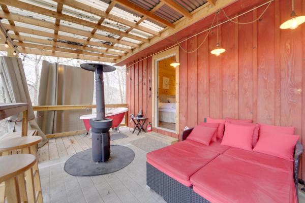 Soaking Tub, Mtn Views: Cosby Creek Cabin By Gsmnp - Tennessee (State)