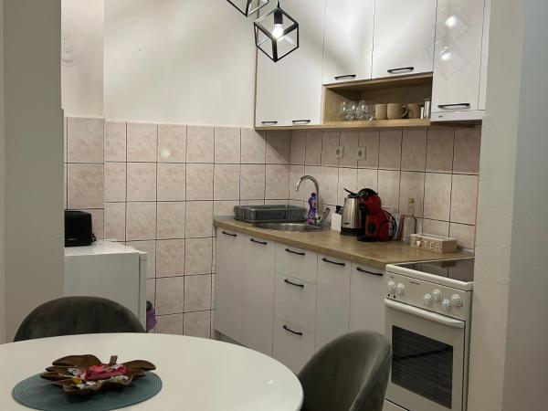 Στη φωτογραφία φαίνεται το αντικείμενο Paradiso 5 που βρίσκεται στην πόλη Crvica.