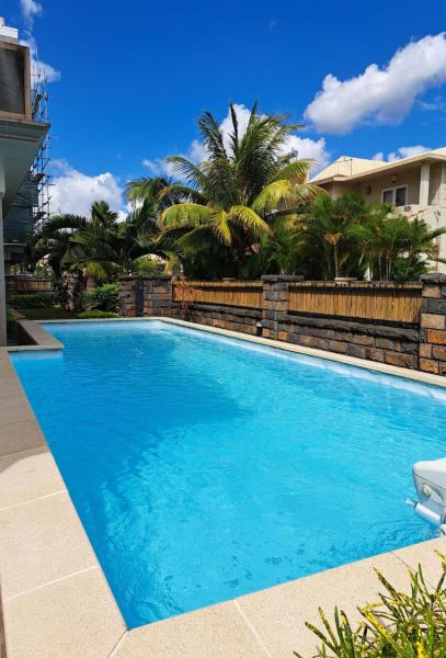 Jet Villa - Amandier 2-Bedroom Apartment with Pool near Flic en Flac Beach, Flic-en-Flac