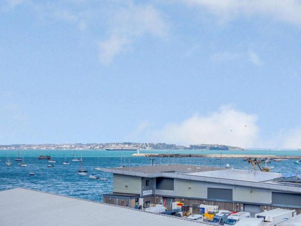 4 Bed In Brixham 82808 - Brixham