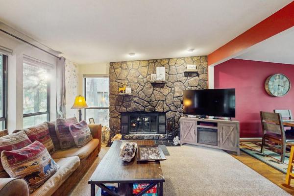 Family Friendly Home With Private Hot Tub Pool Table Ping Pong & Sharc Amenities - 선리버
