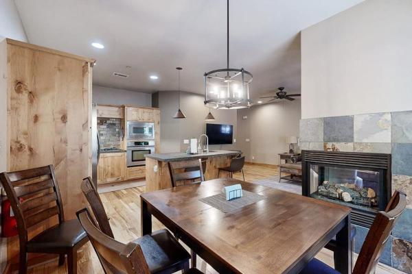 Central Truckee Home - Walk To Downtown & Trails - Truckee, CA