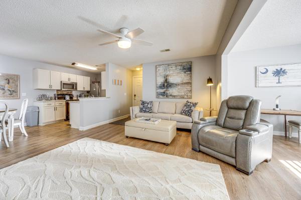 4 Mi To Brookgreen Gardens: Murrells Inlet Condo - Murrells Inlet, SC