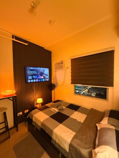 Shades Of Gray Condo Urban Deca Towers Cubao - Cuba