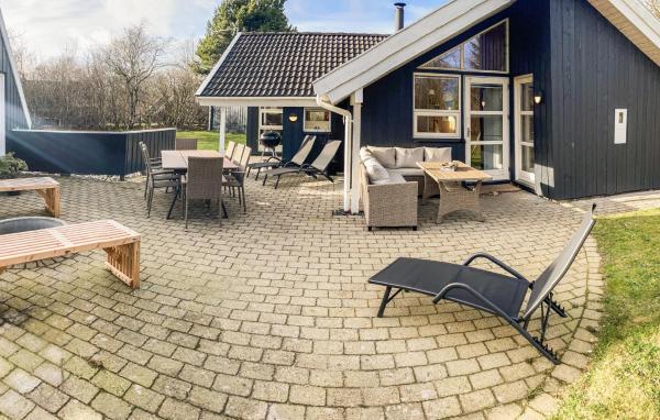 Amazing Home In Oksbøl With Sauna - Oksbøl
