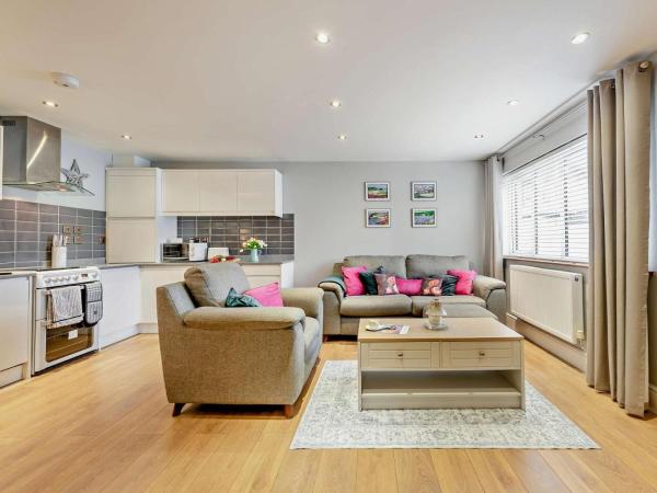2 Bed In Tenby Oc-96472 - Tenby