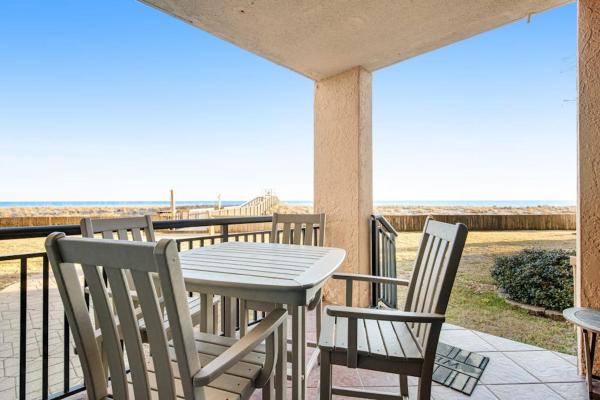 Navarre Towers 0105 - Navarre Beach, FL