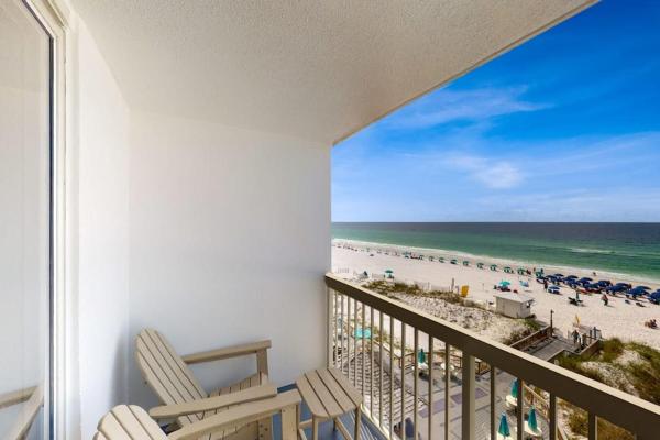 A la foto es mostra l'objecte Pelican Beach Resort 502 situat a la ciutat de Destin.