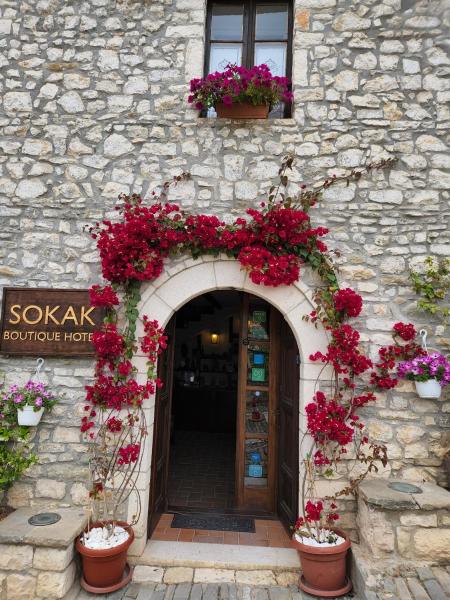 A la foto es mostra l'objecte Sokak Boutique Hotel situat a la ciutat de Berat.