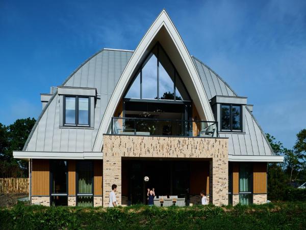 Den Burg Holiday Home For 8 - Texel