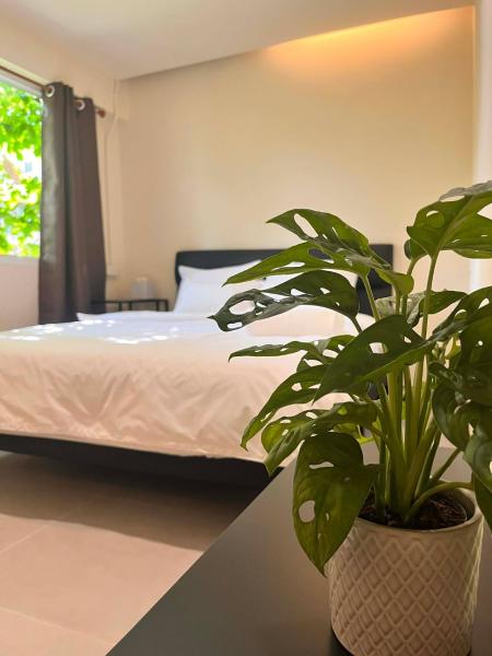 Eain-workplusstay - Bang Rak