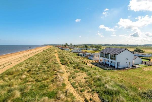 Washington Beach House With Lodge - Heacham