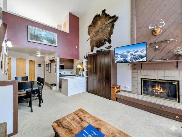 A la foto es mostra l'objecte Edgewater 1448 by SummitCove Lodging in Colorado situat a la ciutat de Keystone.
