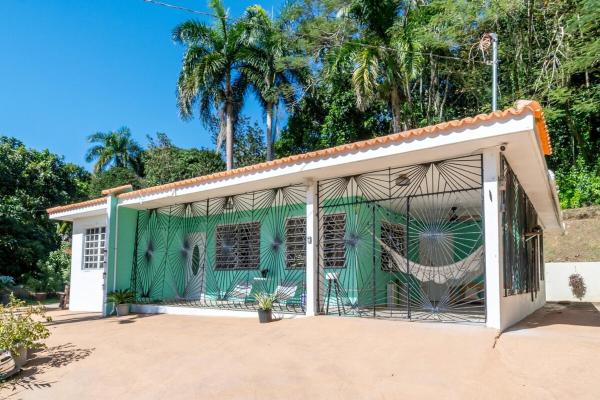 Comfortable & Spacious Mountain Home In Utuado - Utuado