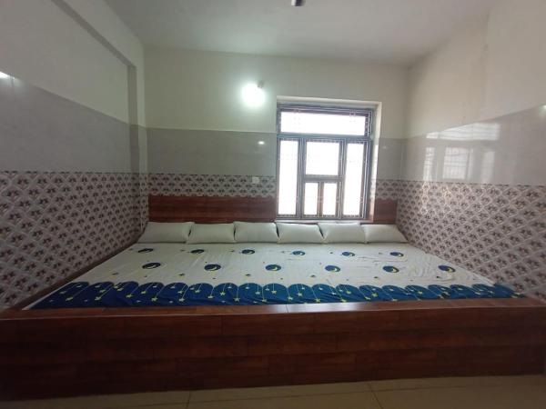 Sehrawat Guest House - Hinganghat