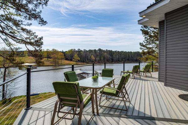 Greenwood Group Retreat W/ Large Private Dock! - Greenwood, SC