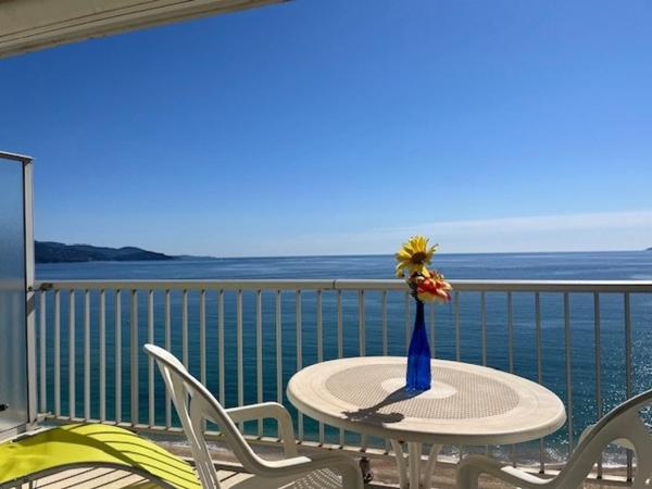 Studio Vue Mer Au Lavandou Avec Parking - Fr-1-308-64 - Le Lavandou
