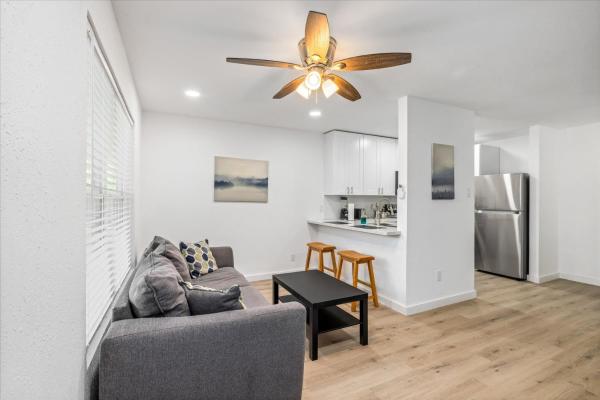 Comfy Montrose Flat -Midtown -Downtown -Wifi M7 - Houston, TX
