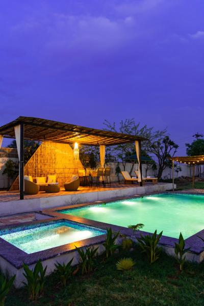 Fable Farm By Alaya Stays 4-bhk Villa With Private Pool, Gazebo & Garden - Chomu