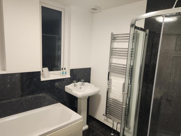 66 Tennyson Avenue - 3 Bed House With Courtyard - Scarborough