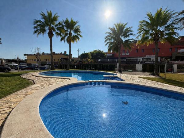 Costa Blanca Beach Apartment With Sunny Balcony & Pool - La Zenia