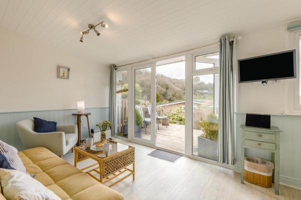 1 Bed In Caswell Gower Oc-hh375 - The Mumbles