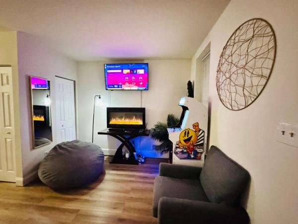 Na zdjęciu widoczny jest obiekt Downtown Home - Close to Topgolf, Ravens Stadium, Orioles Park, UM Baltimore położony w mieście Baltimore.