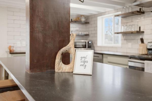 Saddle House W/ Saloon| Hot Tub | Fireplace | Ski House - Sandy, UT