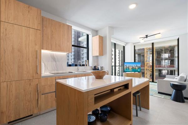 Comfortable Downtown Miami Condo By Bayside - Miami, FL