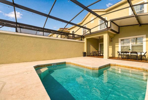 4br Home At Storey Lake Near Disney - Orlando, FL