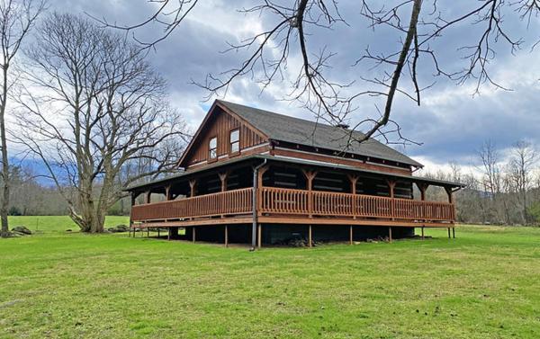 4 Br-minutes To National Park!enjoy The Farm Life! - Cosby, TN