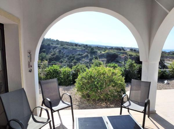 Luxurious Jasmine Villa 4-bedroom Retreat With Private Pool - Girne