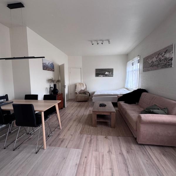 Casa — 60 m² - Armuli