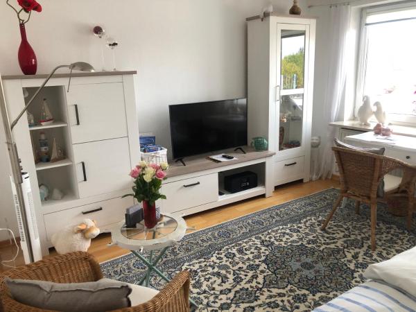 Wattlöwe Ruhige Ferienwohnung Mit Terrasse Nahe Eider & Deich - Schleswig-Holstein
