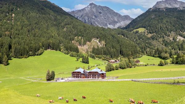 Mountain Exzelent Residence - Luxury Alpine Apartments - Campo Tures