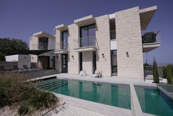 Stylish Villa, Rural Setting, Infinity Pool - Друша